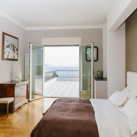 In Santa Margherita - Ligure With Private Pool - Sleeps 10 Villa *